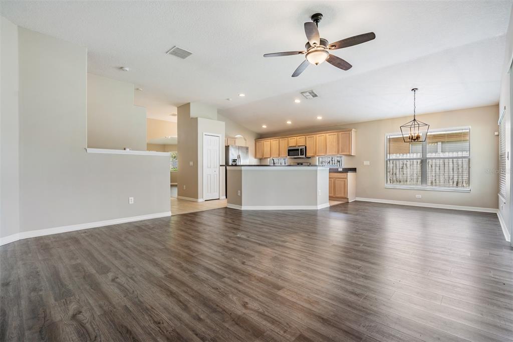 15415 LAKE BELLA VISTA DR