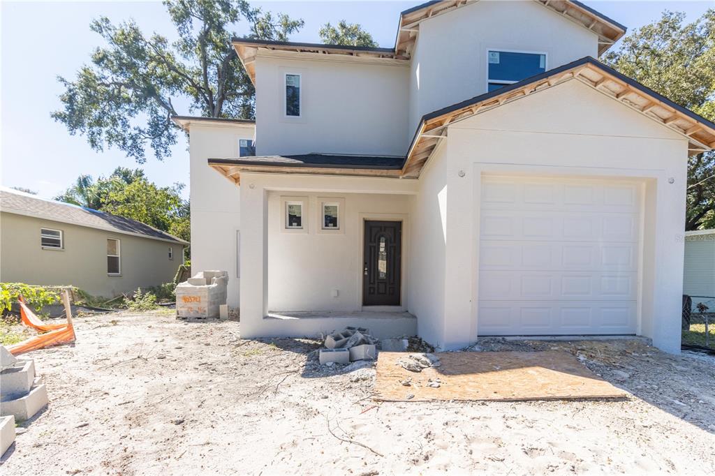 2115 E NEDRO RD