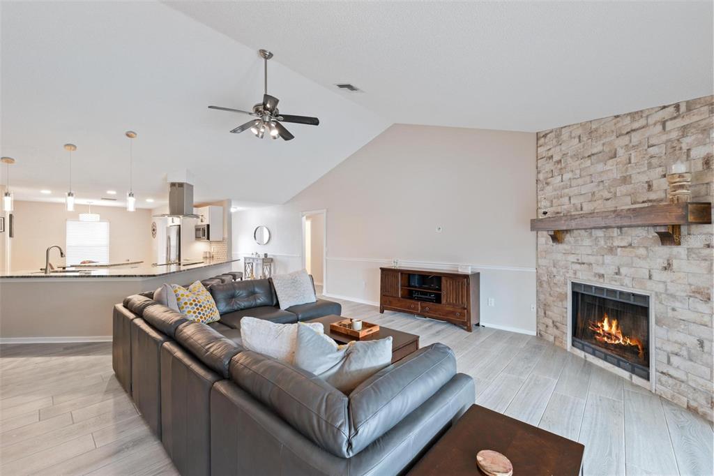 15107 SOUTHFORK DR