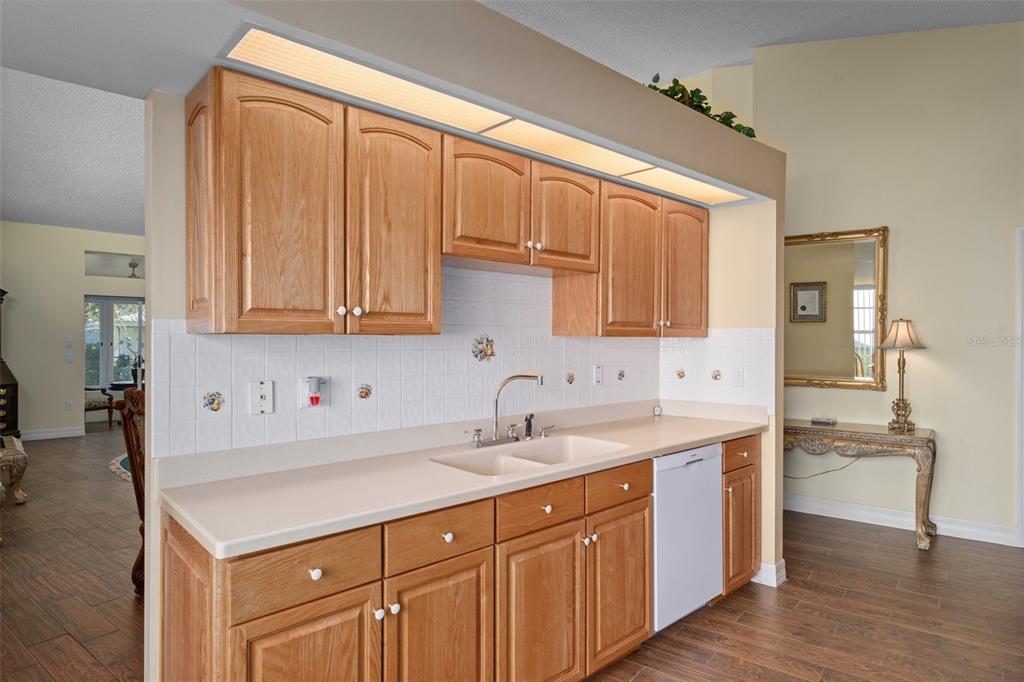 9310 FRENCH QUARTER CIR