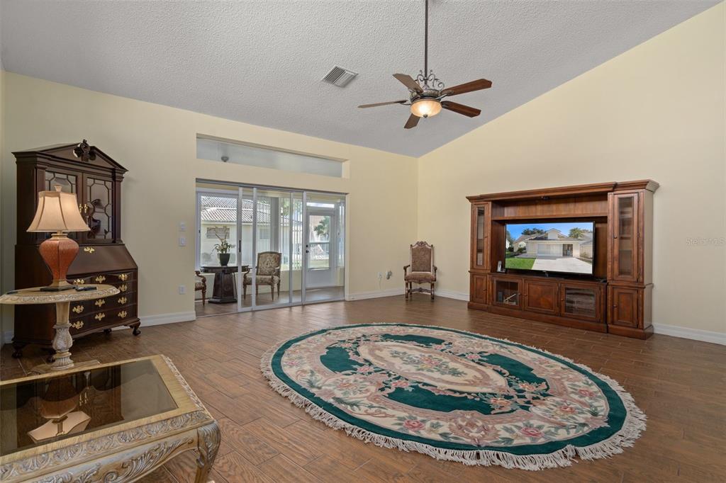 9310 FRENCH QUARTER CIR
