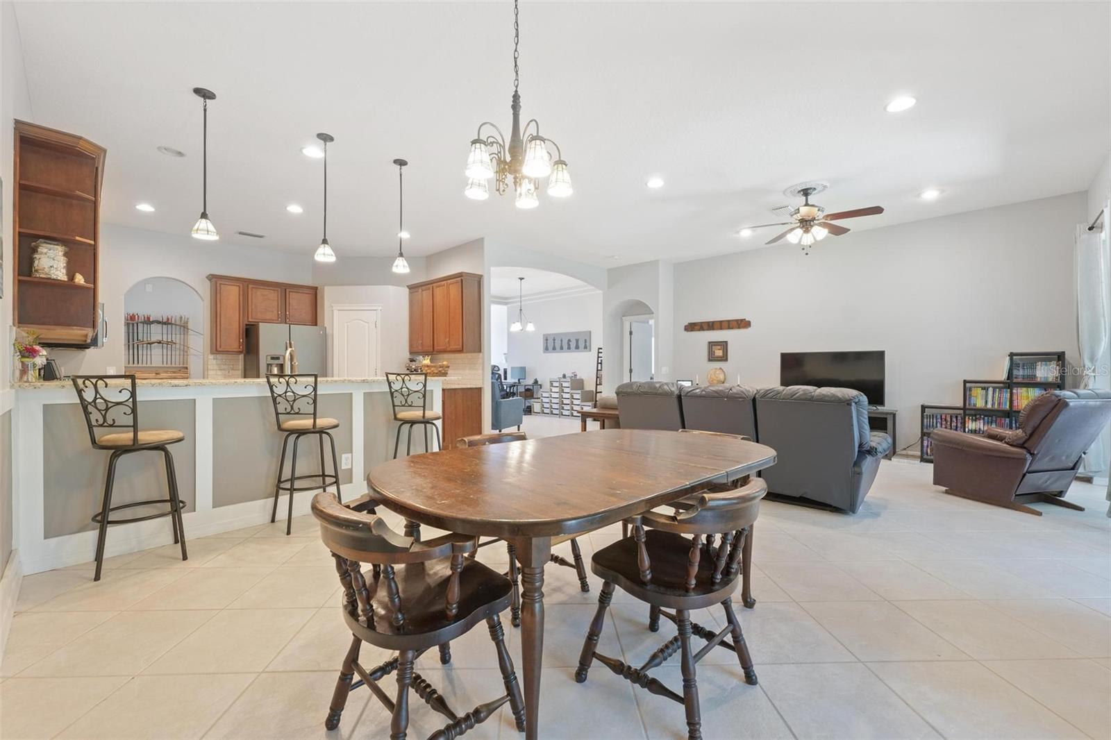8282 SWANN HOLLOW DR