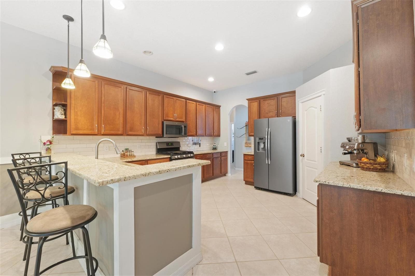 8282 SWANN HOLLOW DR