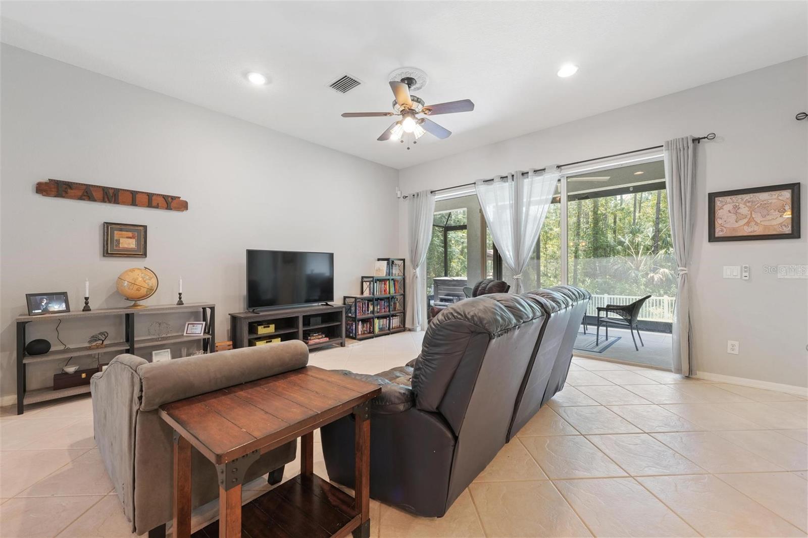 8282 SWANN HOLLOW DR