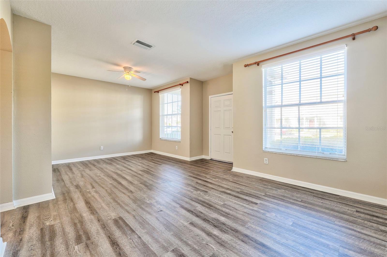 3440 SANTA RITA LN