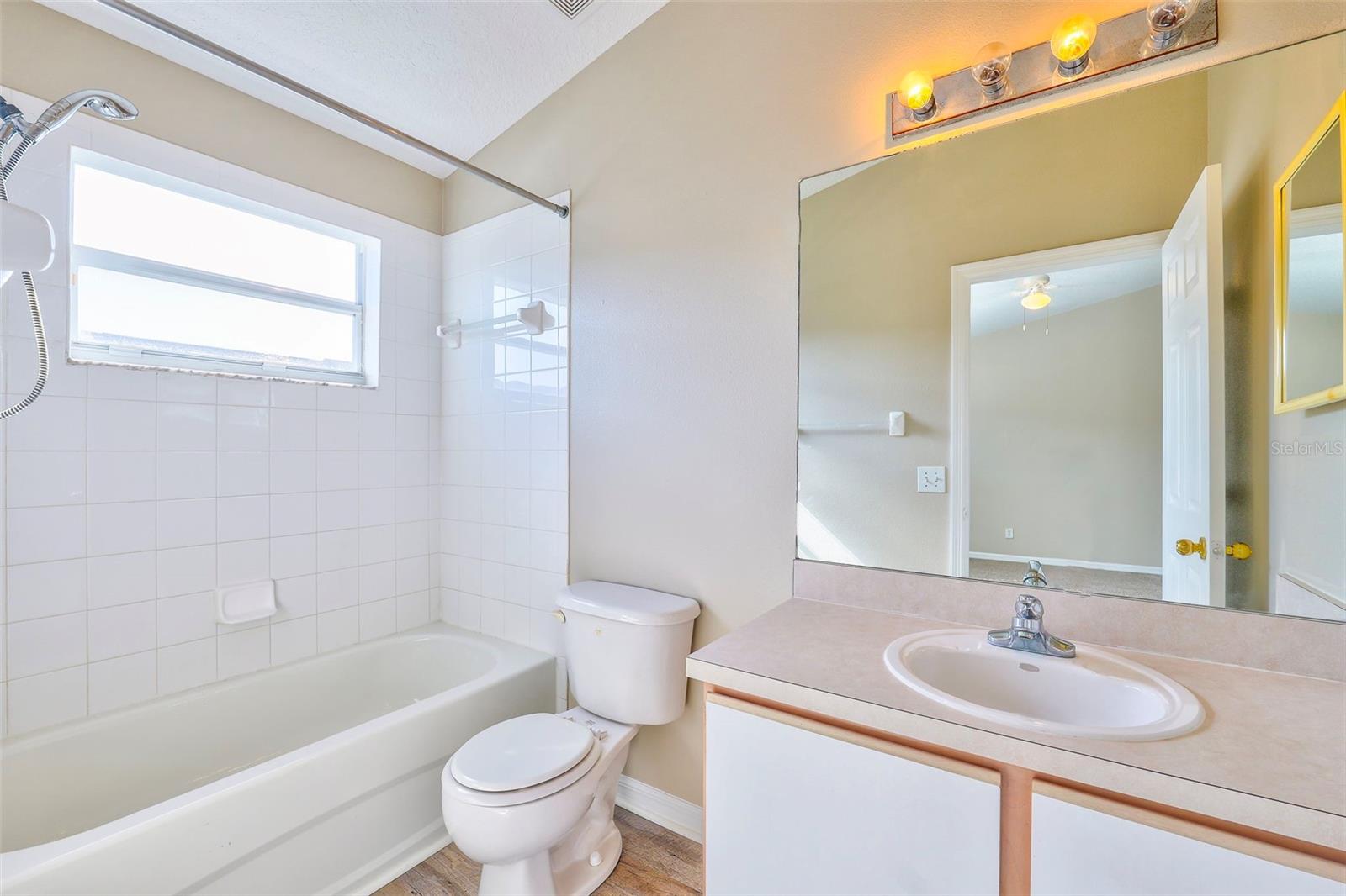 3440 SANTA RITA LN