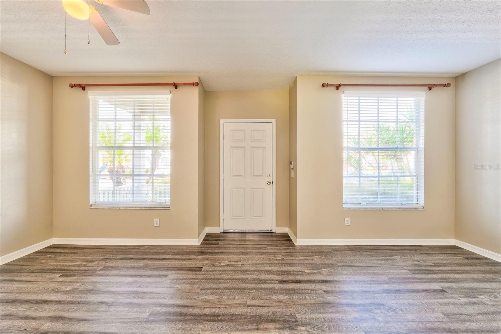 3440 SANTA RITA LN
