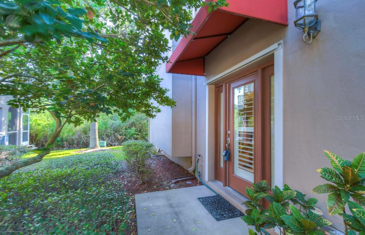 164 VALENCIA CIR