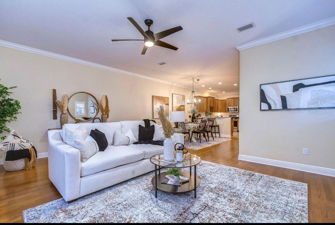 164 VALENCIA CIR