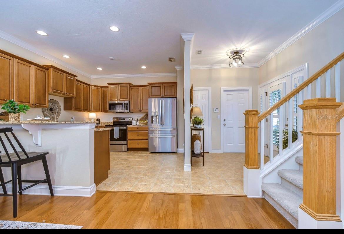 164 VALENCIA CIR