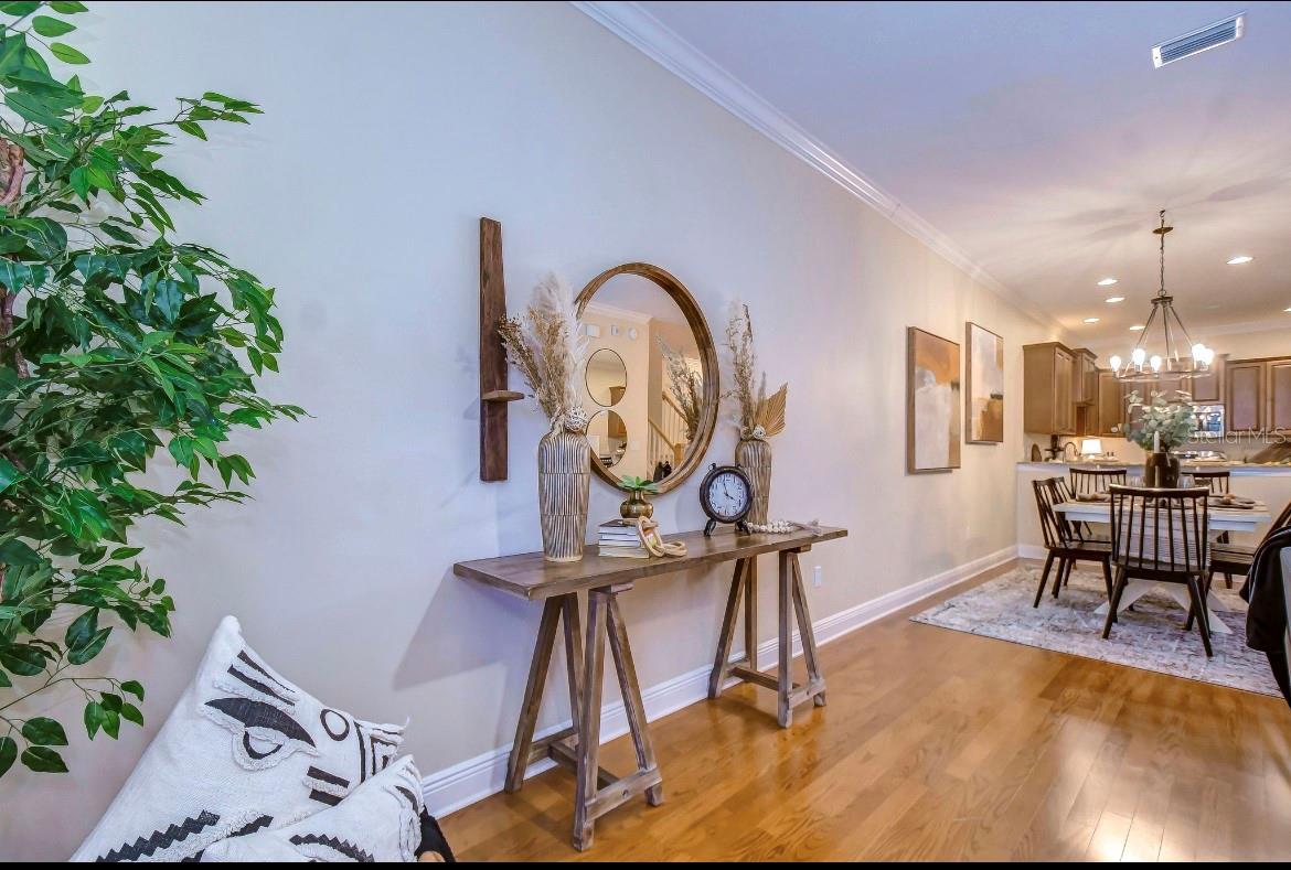 164 VALENCIA CIR