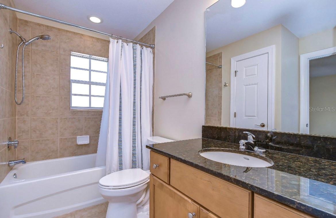 164 VALENCIA CIR