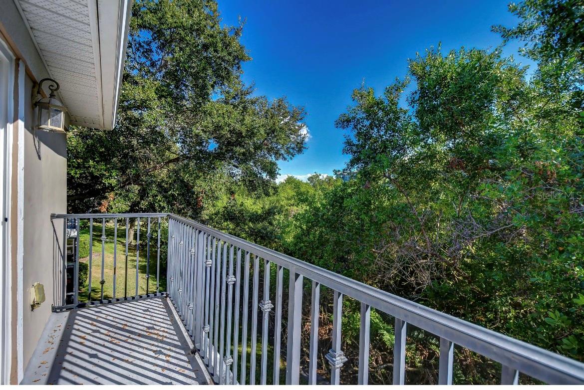 164 VALENCIA CIR