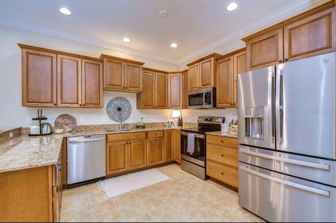 164 VALENCIA CIR