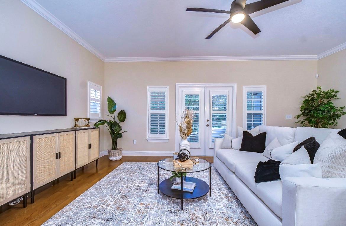 164 VALENCIA CIR