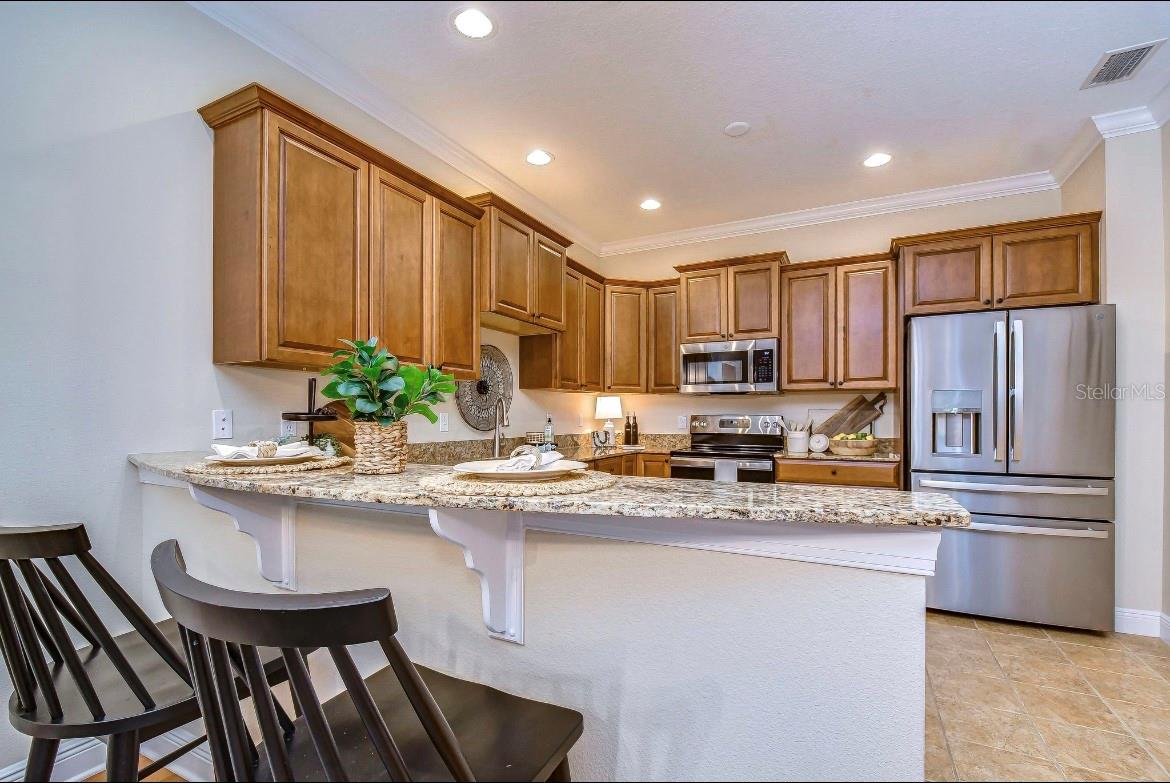 164 VALENCIA CIR