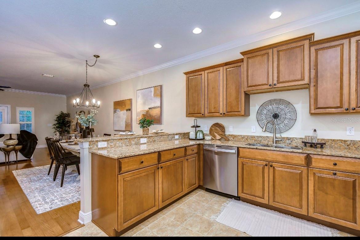 164 VALENCIA CIR