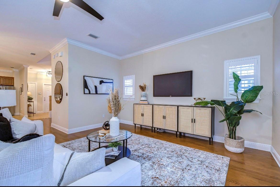 164 VALENCIA CIR