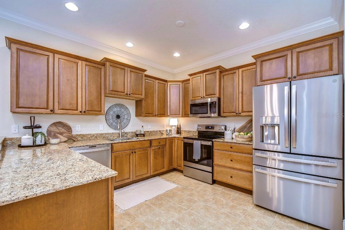 164 VALENCIA CIR