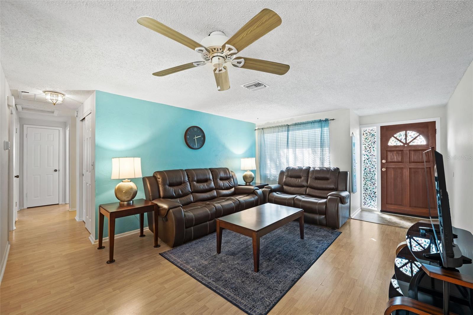 1135 17TH AVE SW