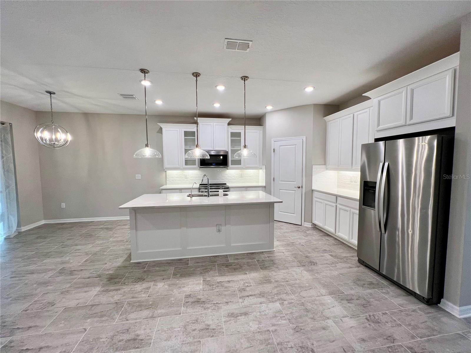 10730 WHITLAND GROVE DR