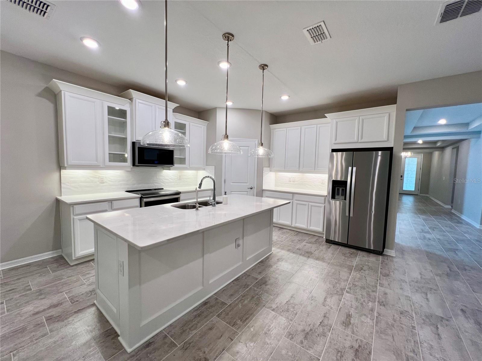 10730 WHITLAND GROVE DR