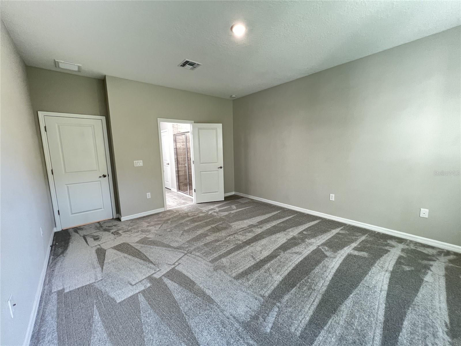 10730 WHITLAND GROVE DR
