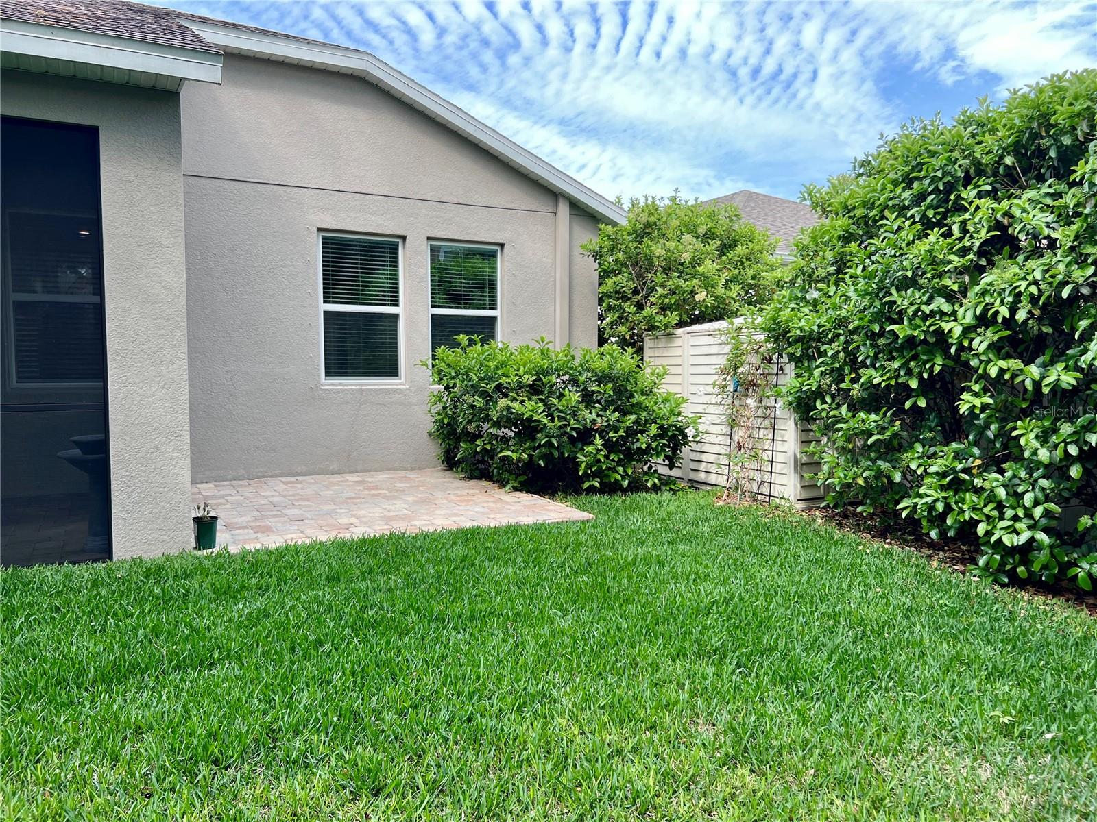 10730 WHITLAND GROVE DR
