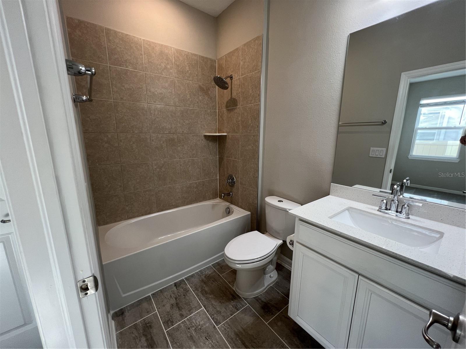 10730 WHITLAND GROVE DR