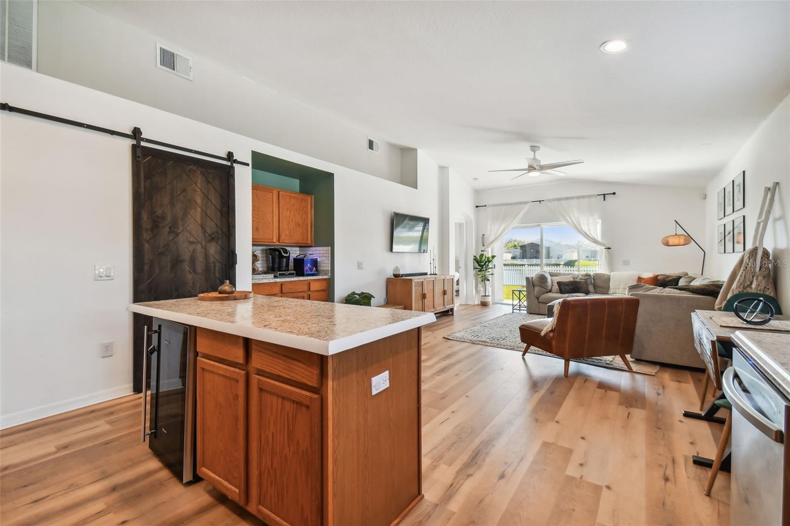 7513 CANAL POINT CT
