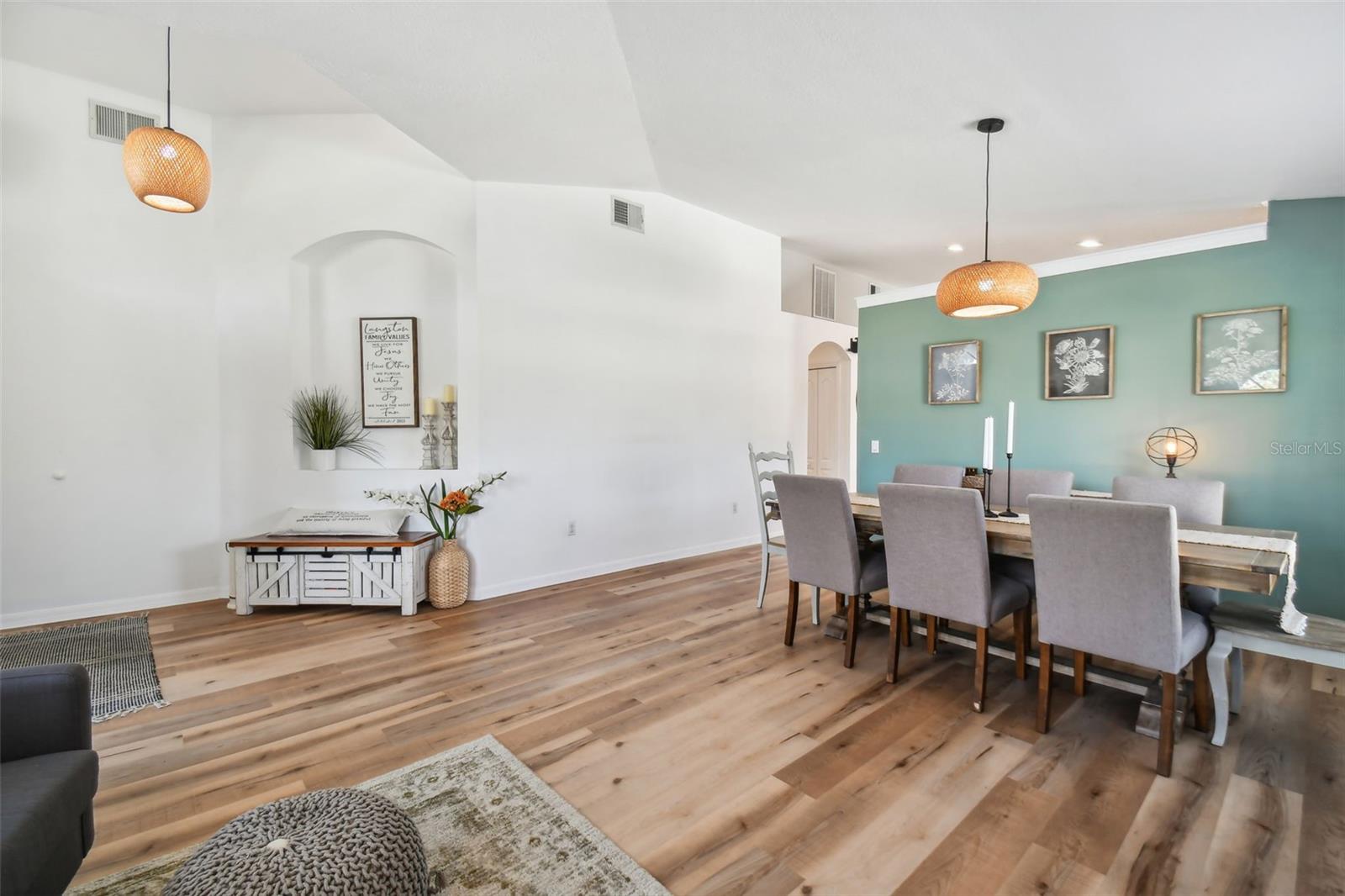 7513 CANAL POINT CT