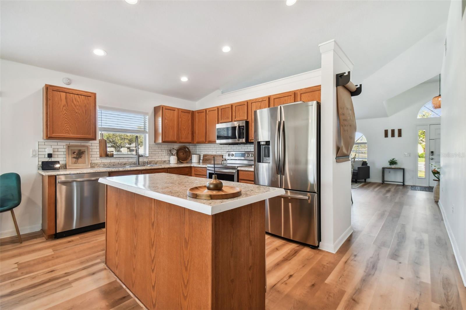 7513 CANAL POINT CT