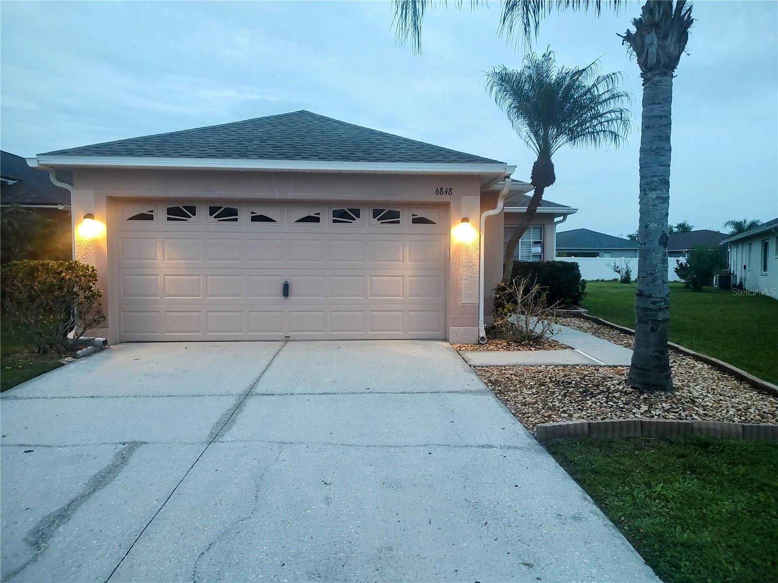6848 ARAMON CT