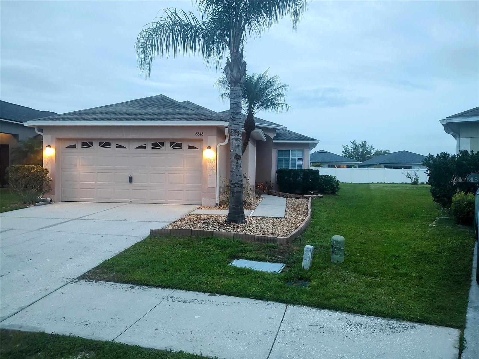 6848 ARAMON CT