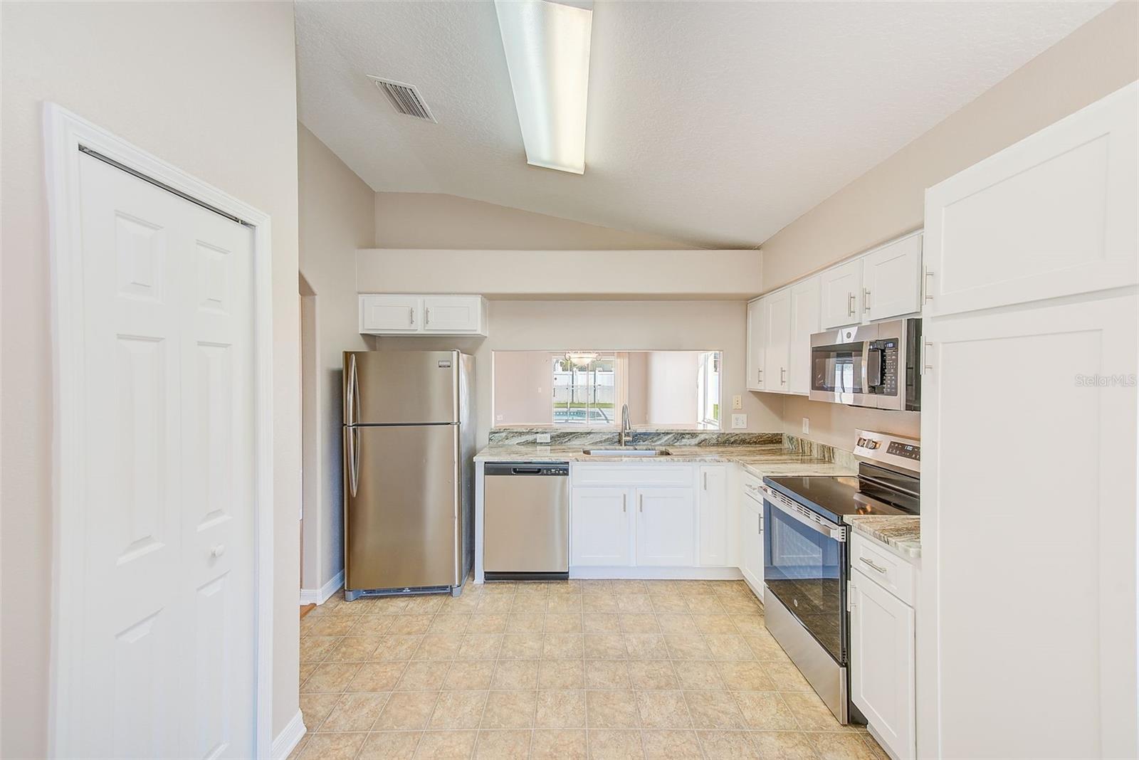 6848 ARAMON CT