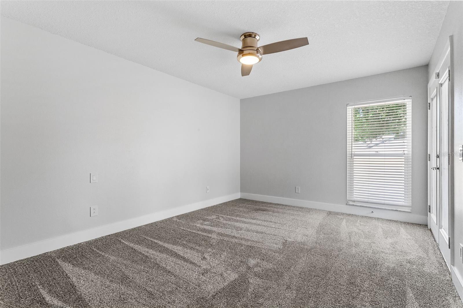 4811 UMBER CT