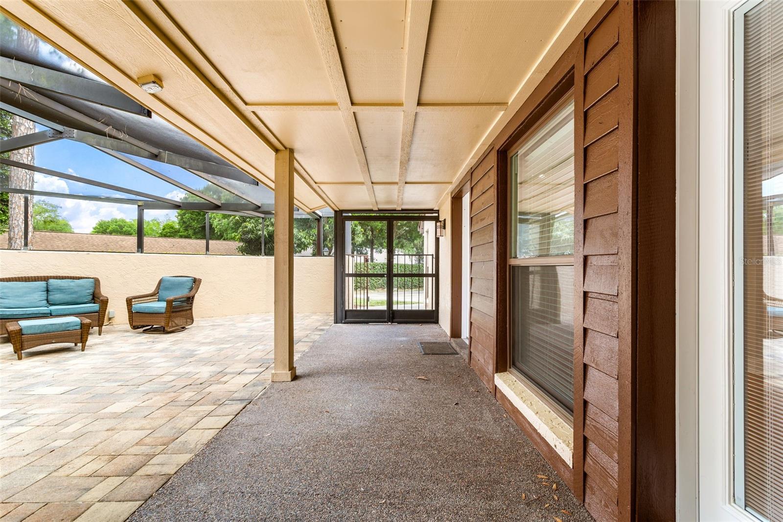 4811 UMBER CT