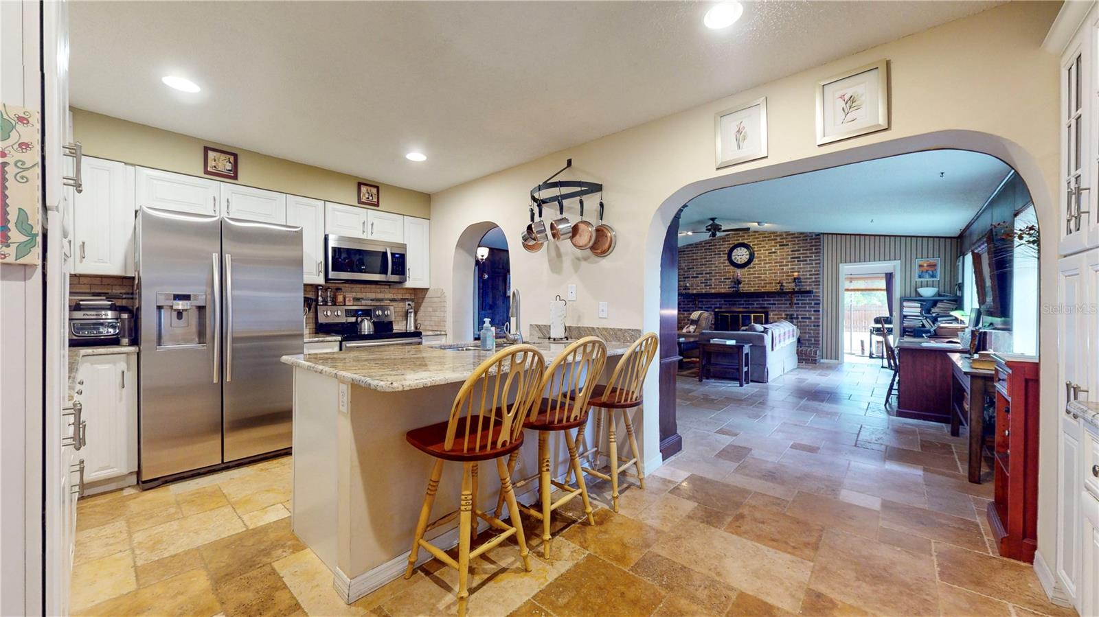 1460 VALE CT