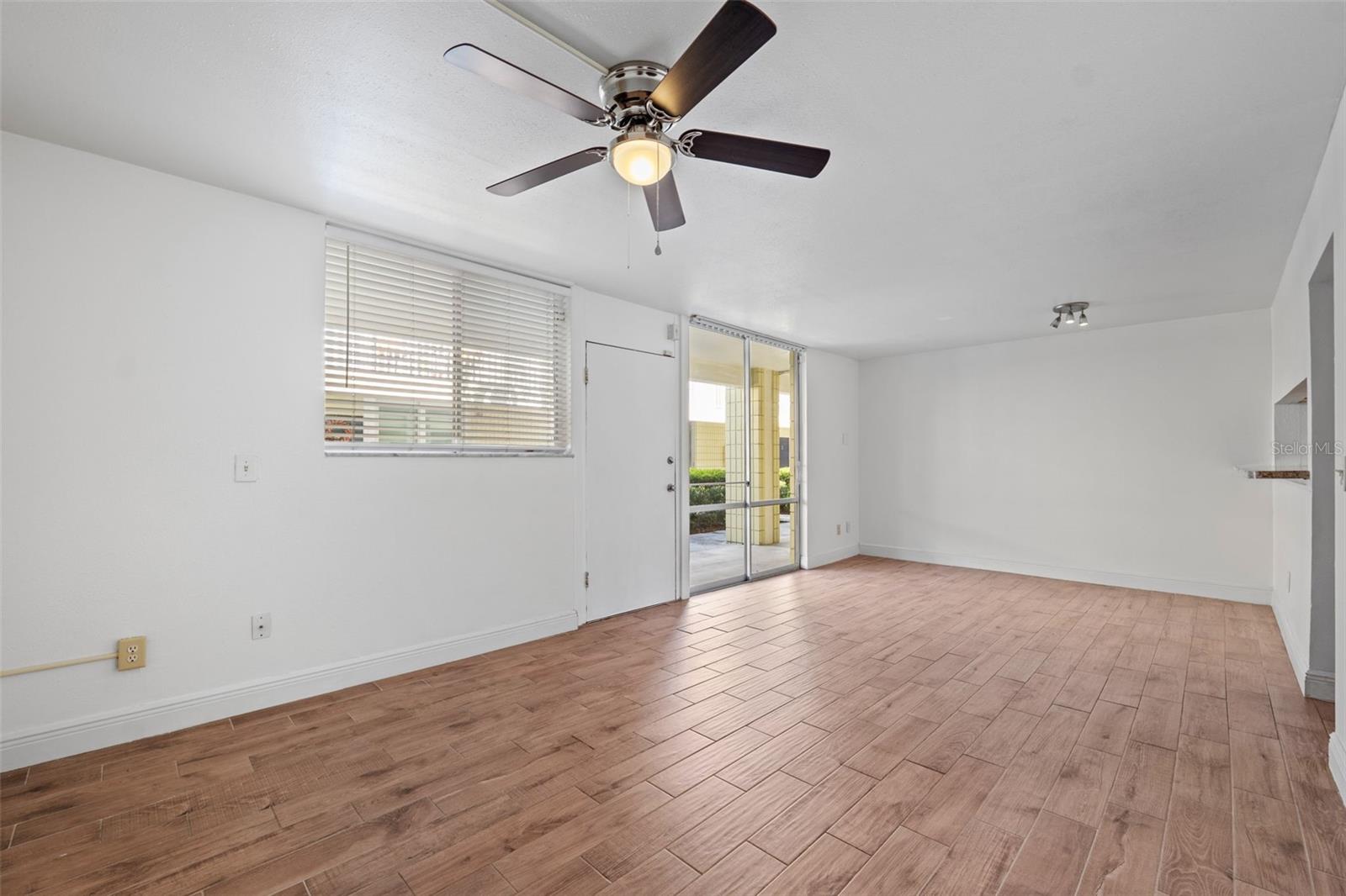 1301 S HOWARD AVE #C19