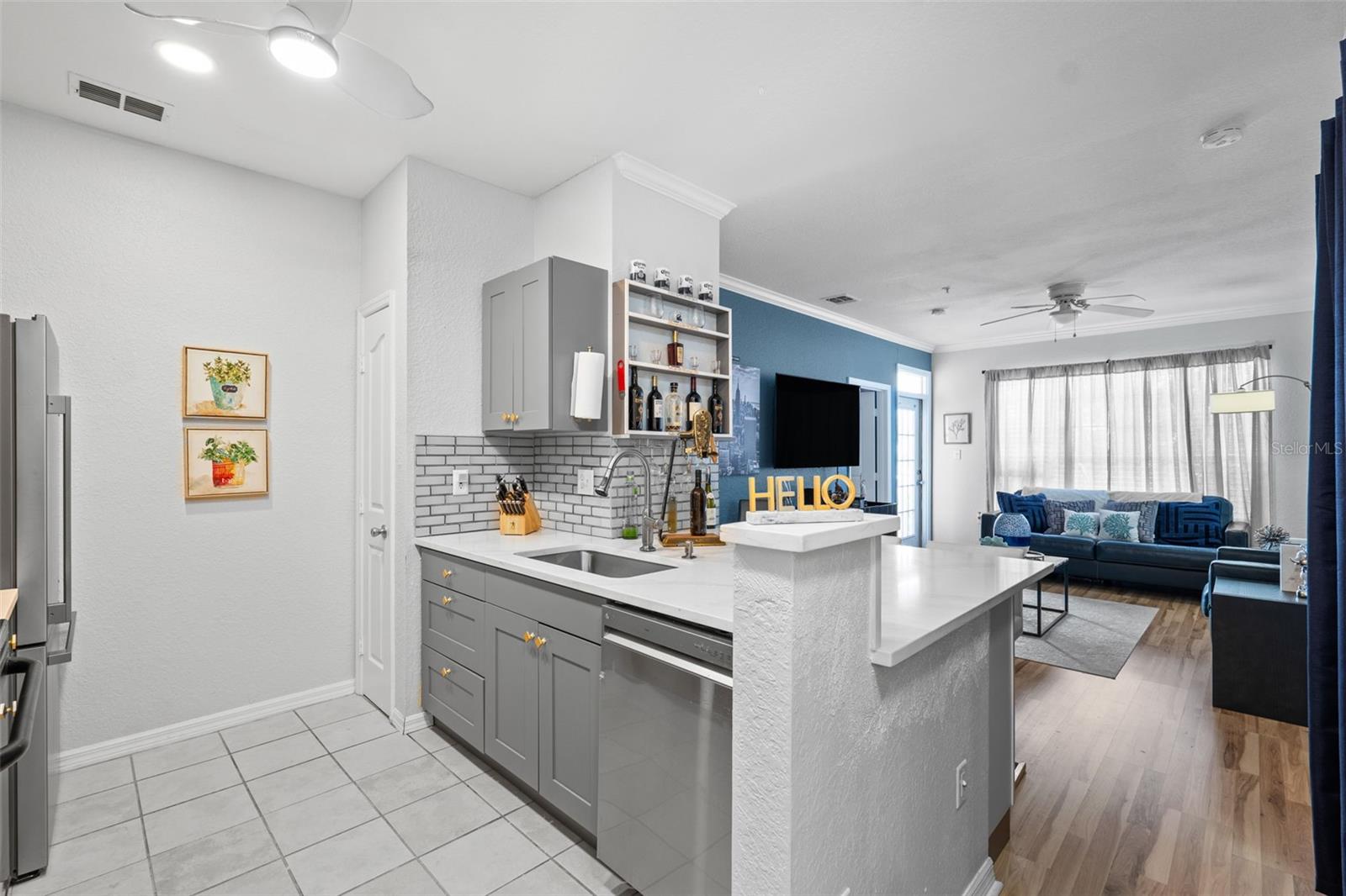 5000 CULBREATH KEY WAY #8-208