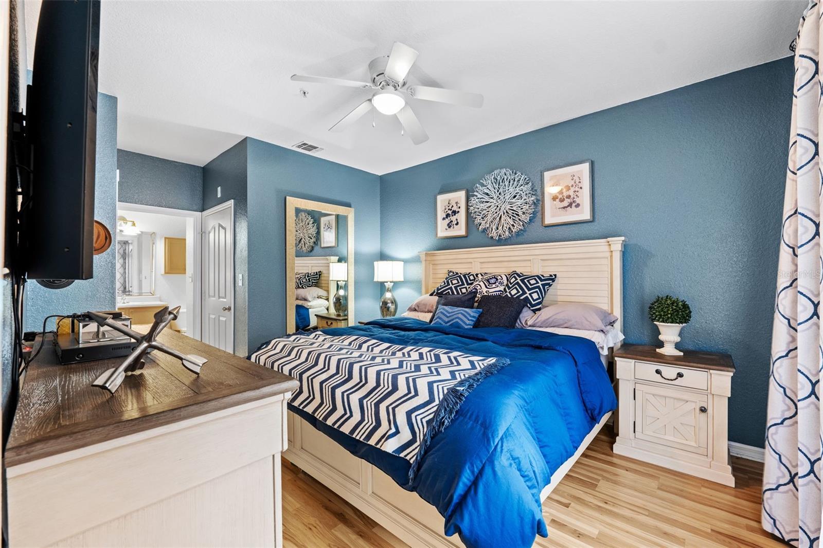 5000 CULBREATH KEY WAY #8-208