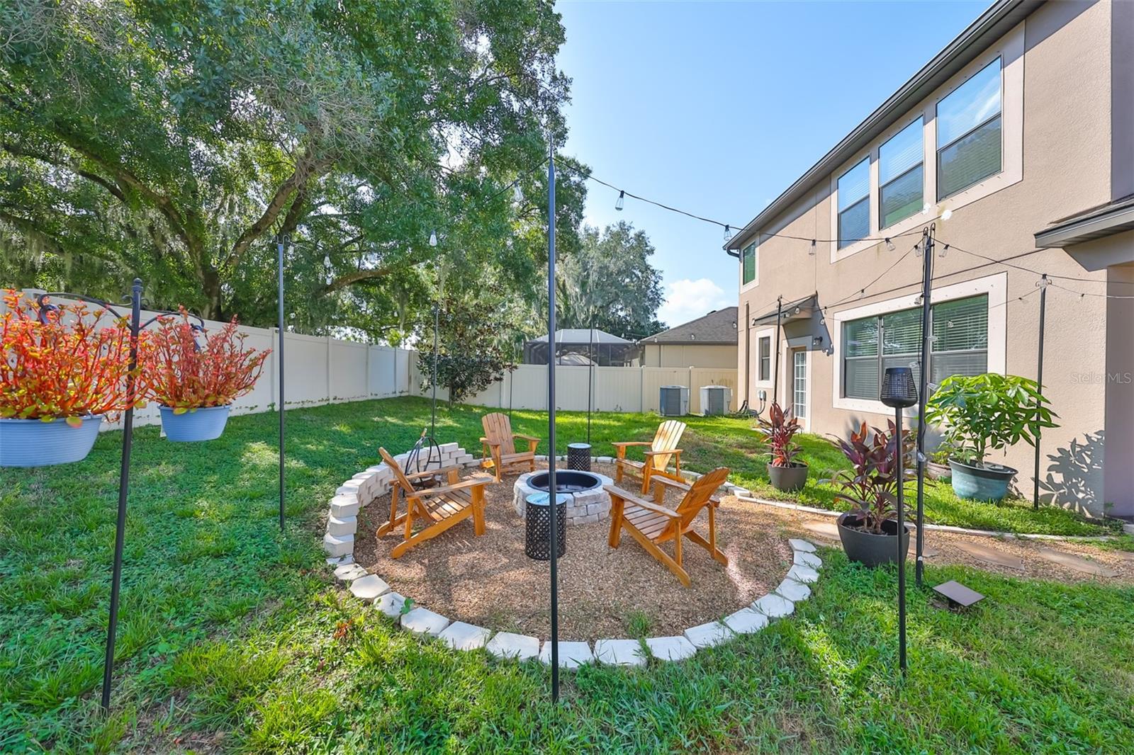 11650 PALMETTO PINE ST