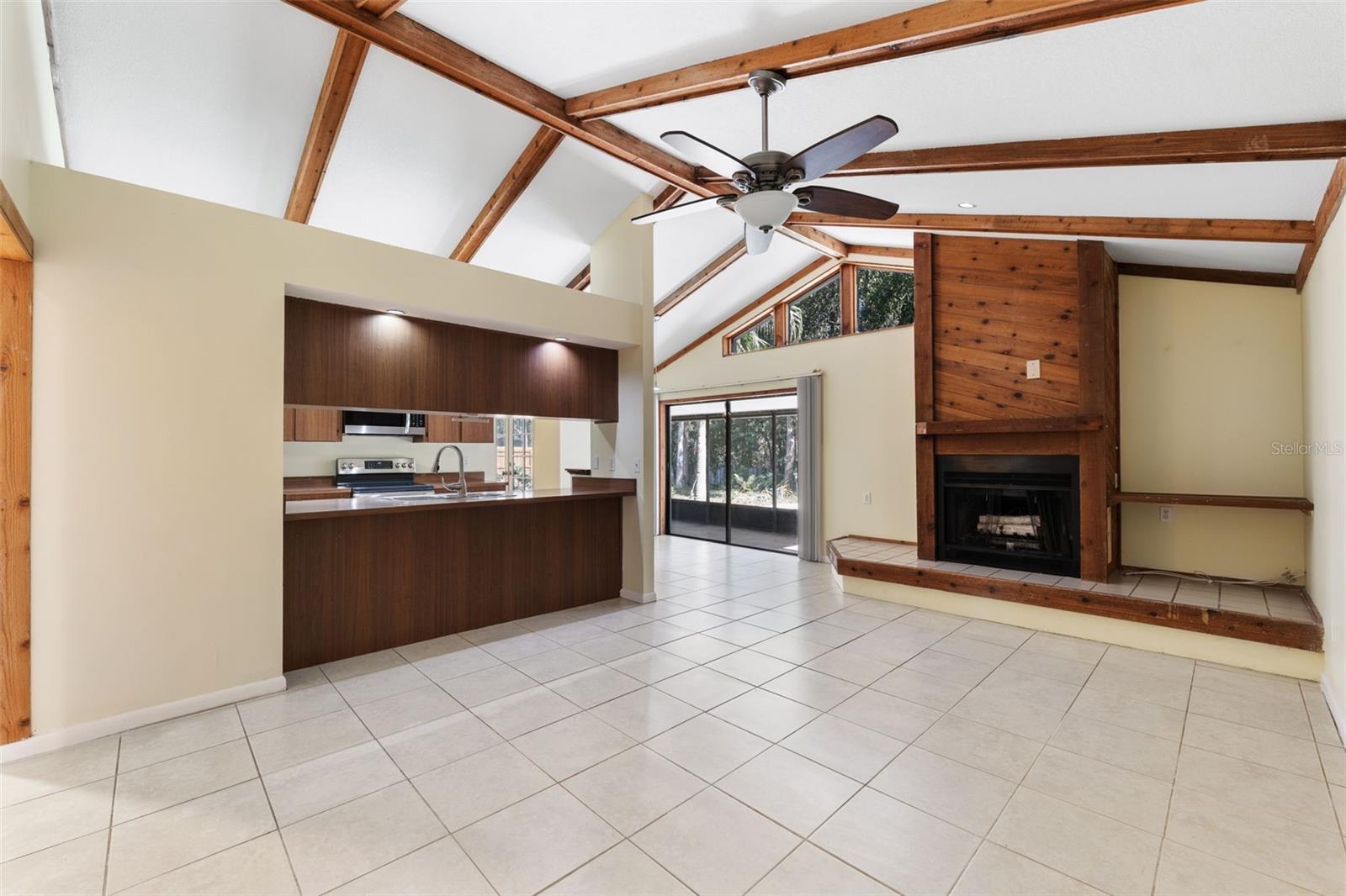 16713 FOOTHILL DR