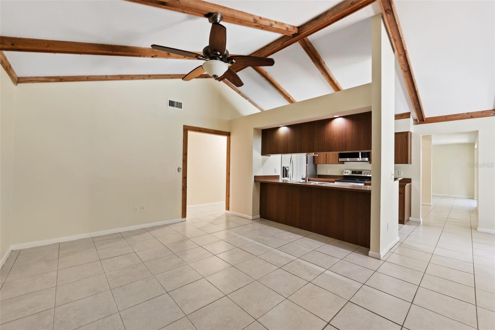 16713 FOOTHILL DR