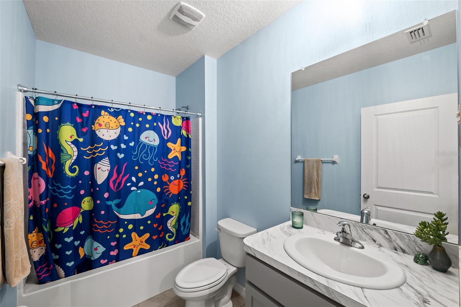 15502 BLACK PEPPER LN