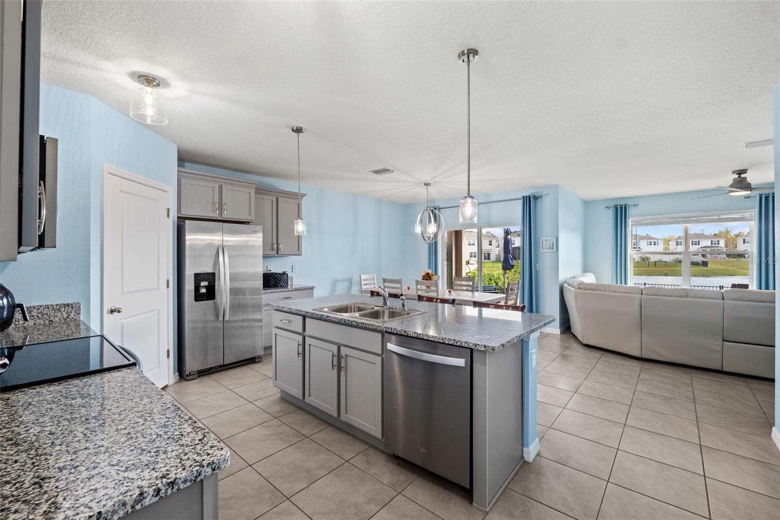 15502 BLACK PEPPER LN
