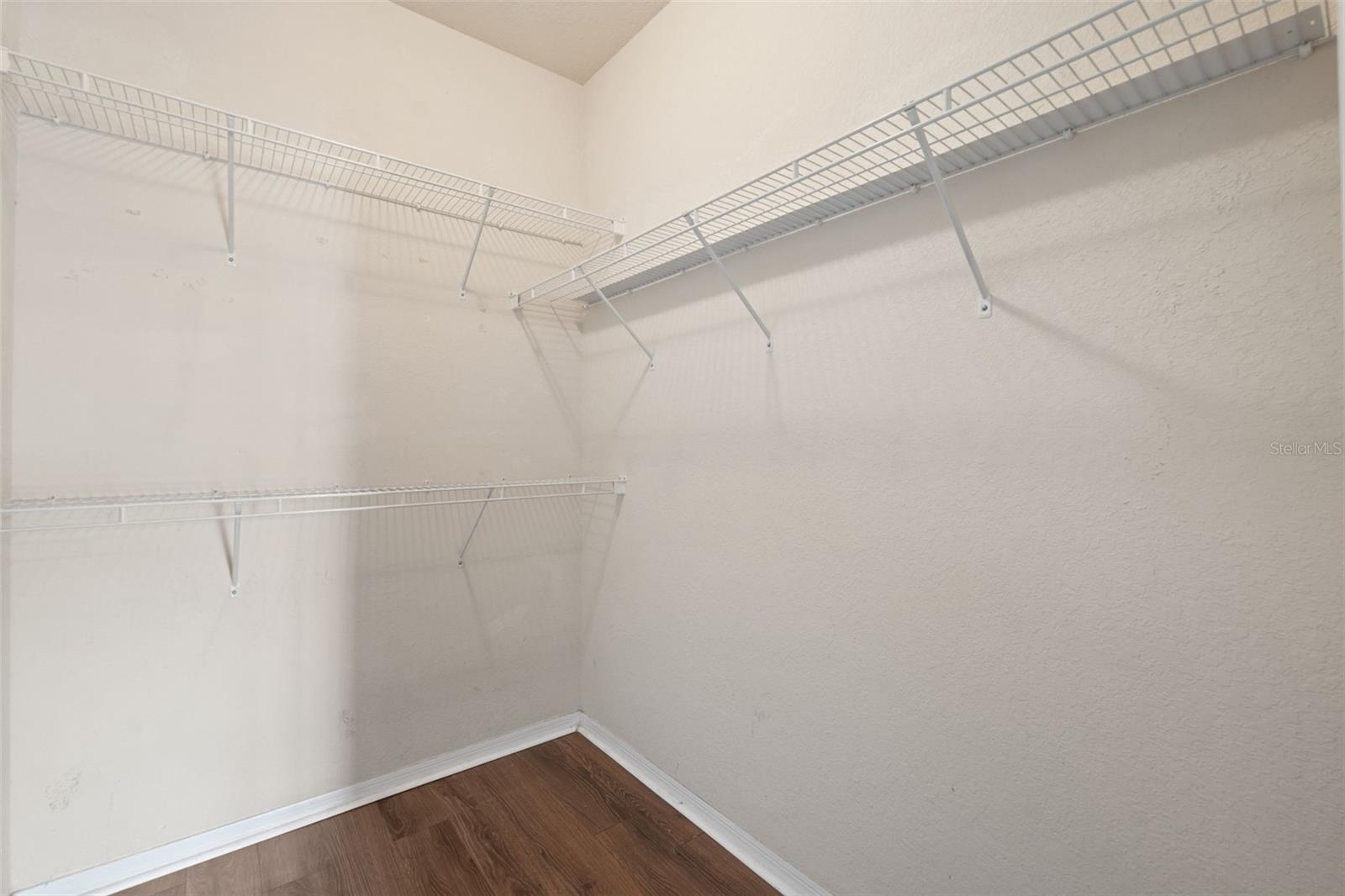10209 COURTNEY PALMS BLVD #204