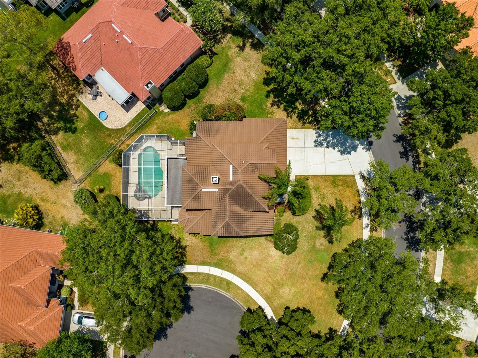 17956 HOLLY BROOK DR