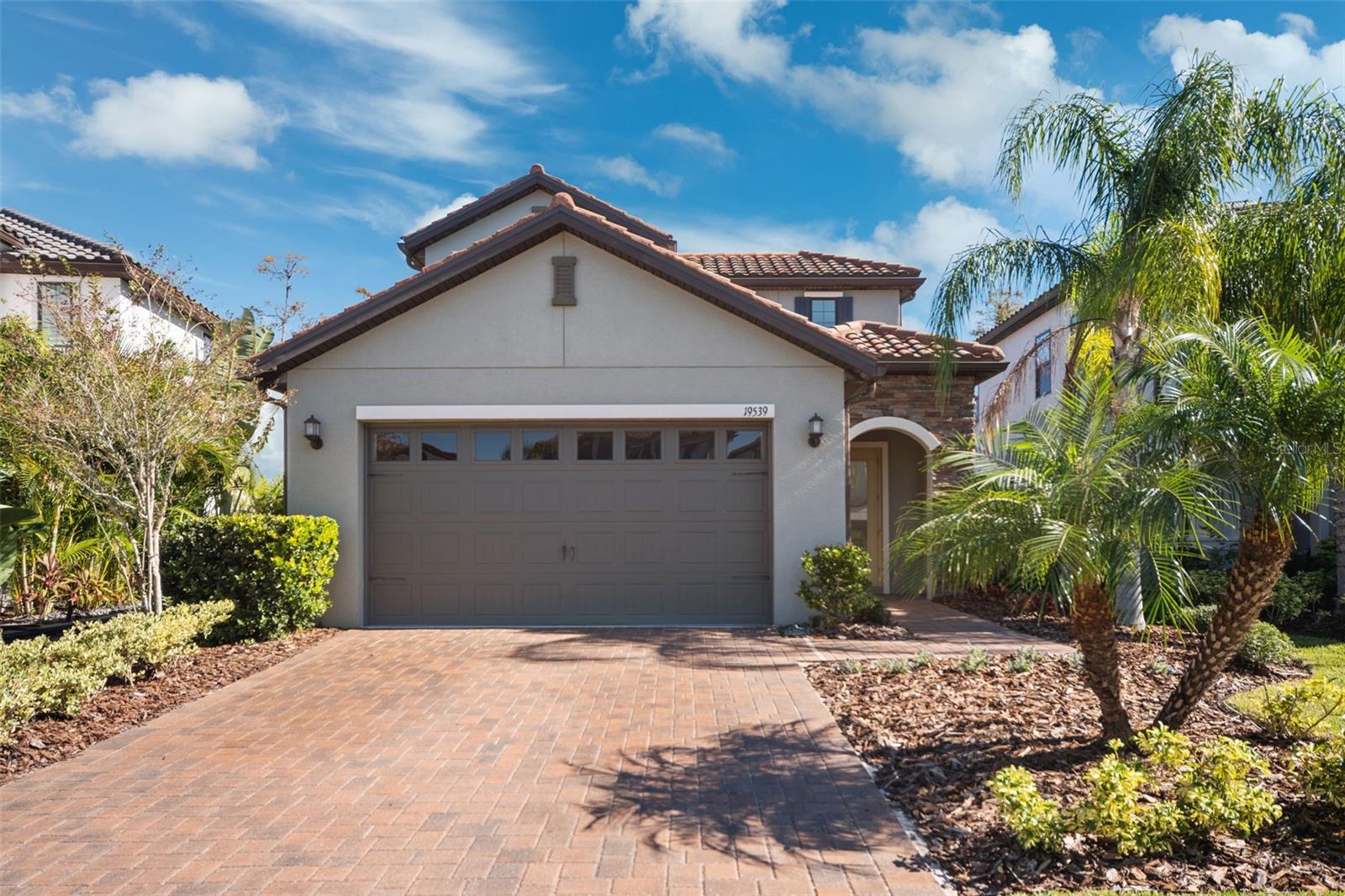 19539 ROSEATE DR