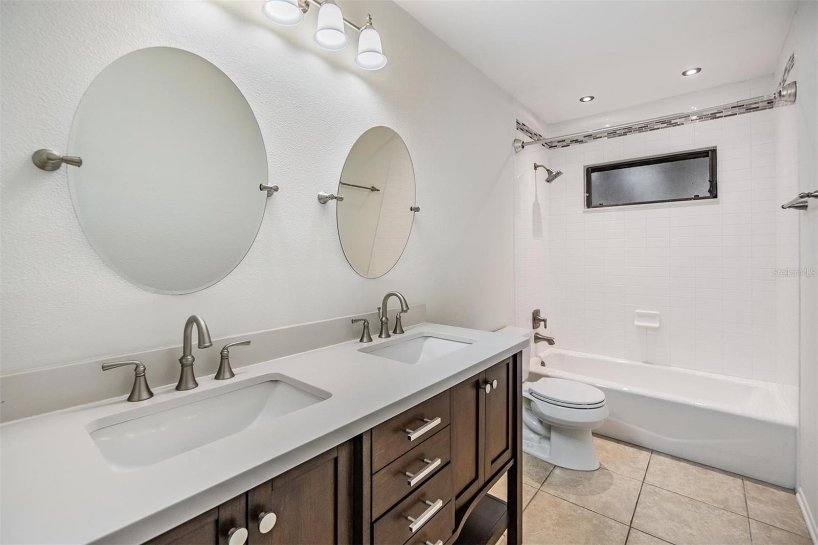 4595 NORTHWOOD TER